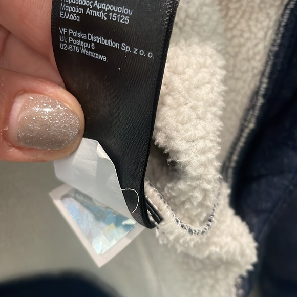 The North Face zip up fleece lined hooded jacket - Picture 6 of 8